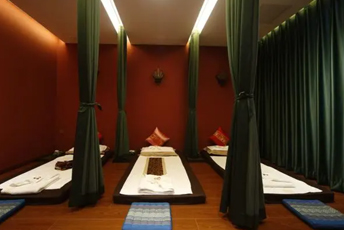 北京西城泰式按摩的被动瑜伽：当身体被折叠成诗